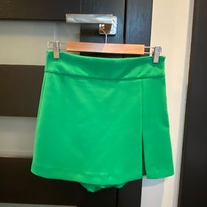 Skirt/Shorts size S. Zara. New